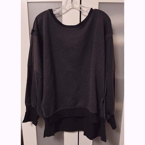 NWOT Free People Camden Dark Grey Sweatshirt Crewneck Oversized Size M - Picture 2 of 12